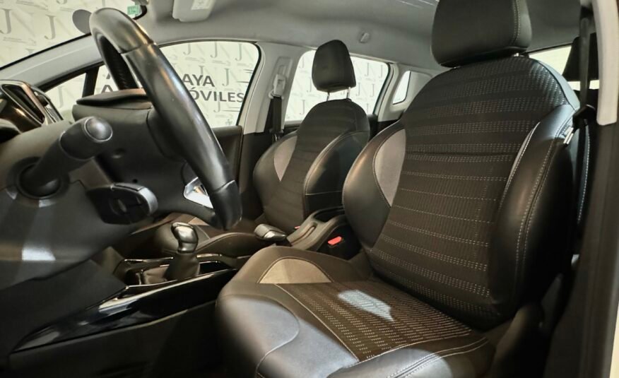 PEUGEOT 2008 1.2 110cv