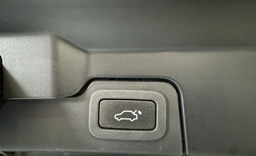 LAND-ROVER Evoque 2.0